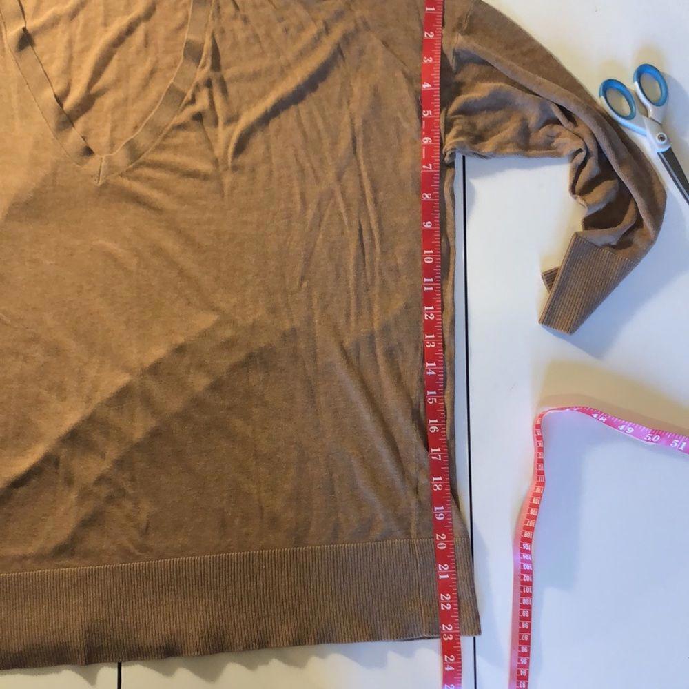 ZARA Brown Soft Long Sleeve V-Neck Sweater - Size M - Picture 4 of 4
